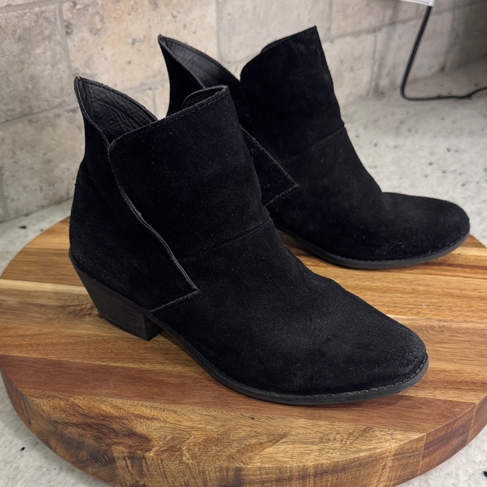 Me Too Black Suede Ankle Boots